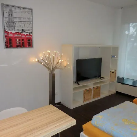Apartment Ferienwohnung *